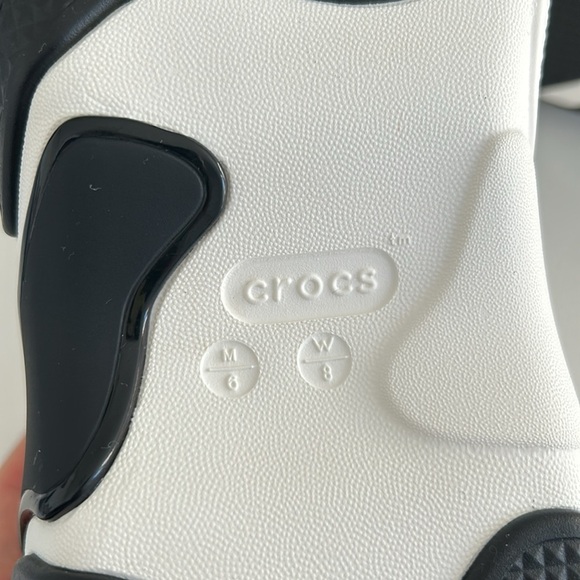 ✨Host Pick✨Bubble Crocs Classic Clog White M6/W8 - Picture 7 of 7